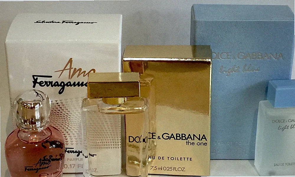 3x Designer Mini Perfumes – Dolce & Gabbana Light Blue, The One + Ferragamo Amo