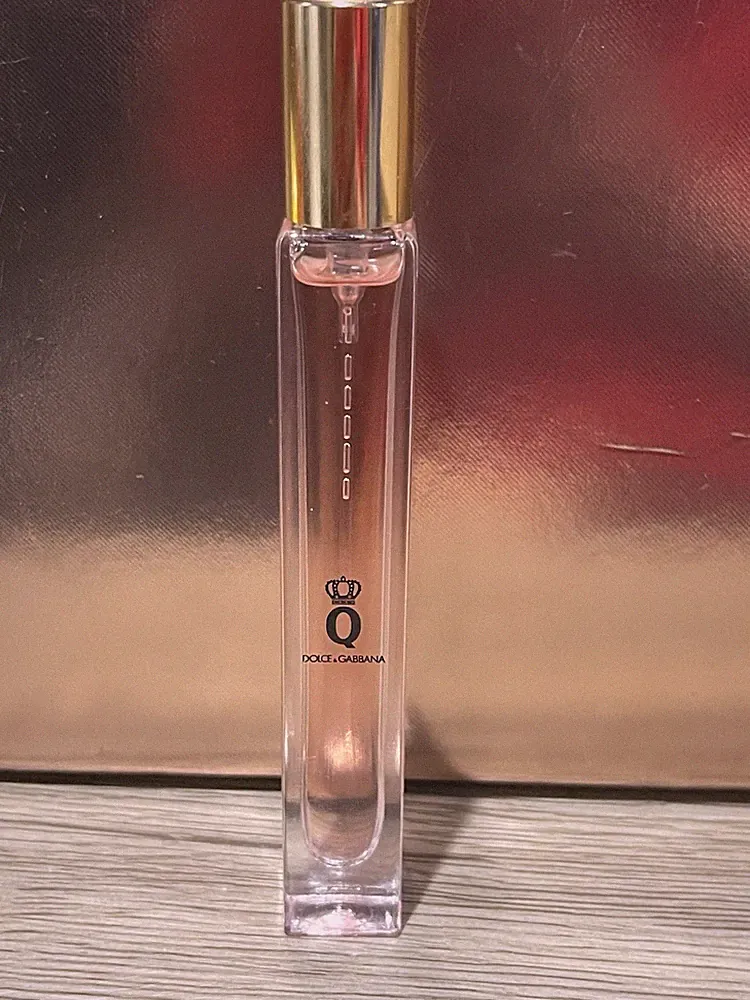 Dolce & Gabbana Q Eau de Parfum 10ml 0.33oz Travel Spray Perfume NEW